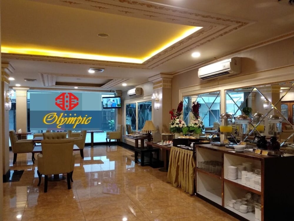 Hotel Olympic 24/36