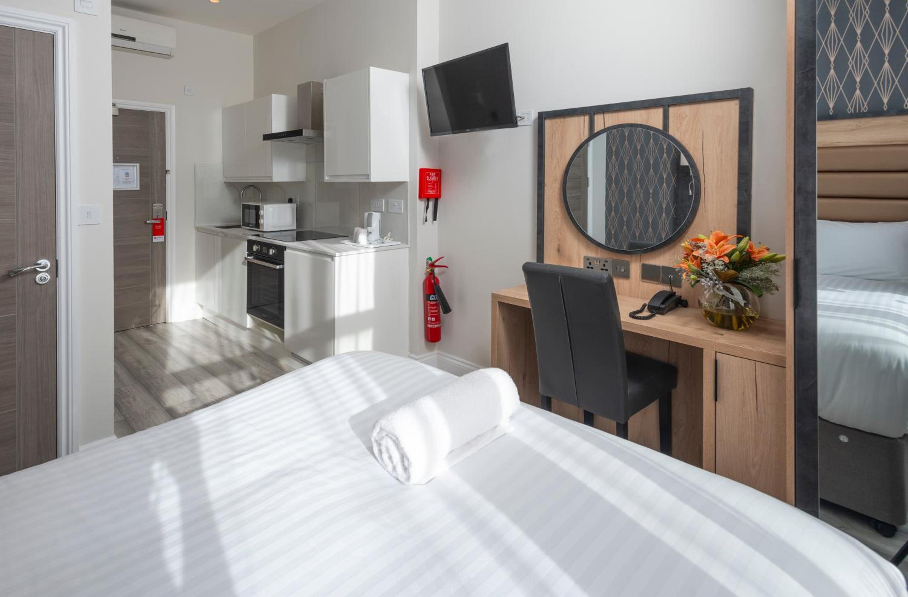 Best Western Chiswick Palace & Suites in LONDON