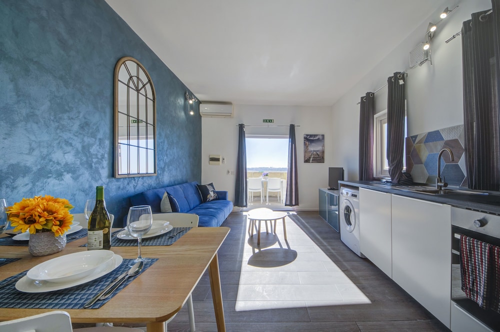 Tritoni harbour suites 34/55