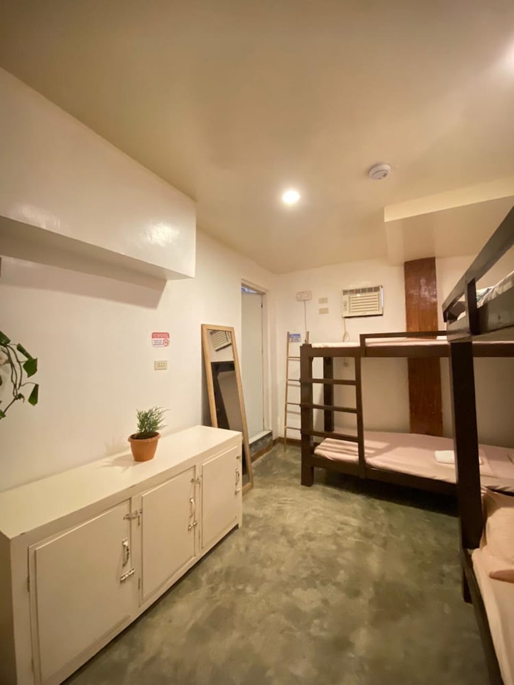 Malayah Hostel 13/30