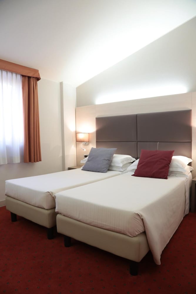 Hotel Campion 31/67