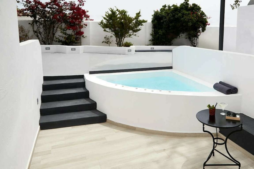 Kalisti Hotel And Suites 43/72