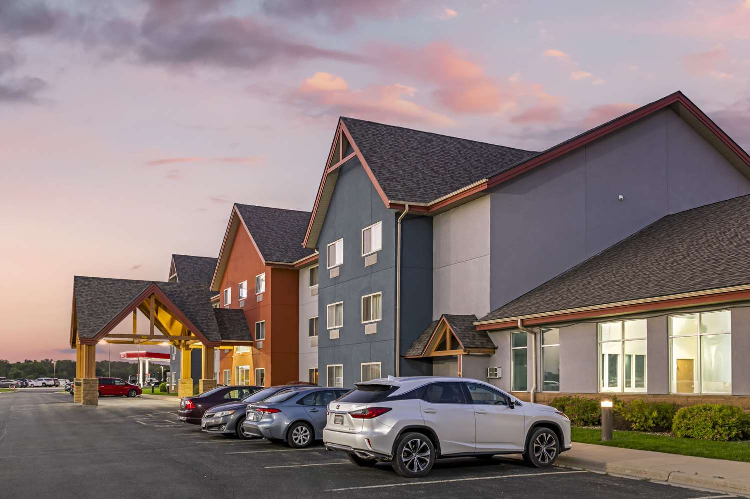 Comfort Inn Albert Lea at Trails Travel Center 38/42