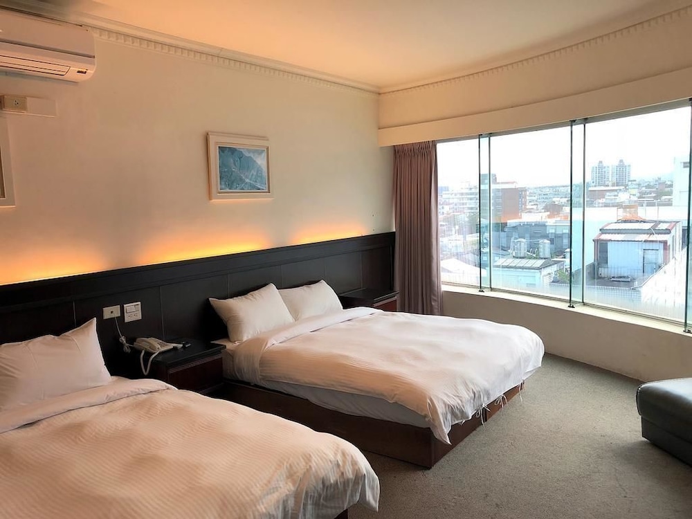 Chuline Hotel 6/22