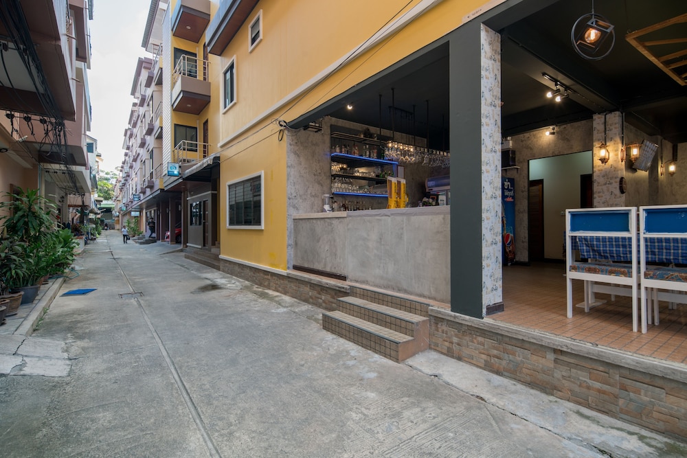 Amarin Residence Patong 40/50