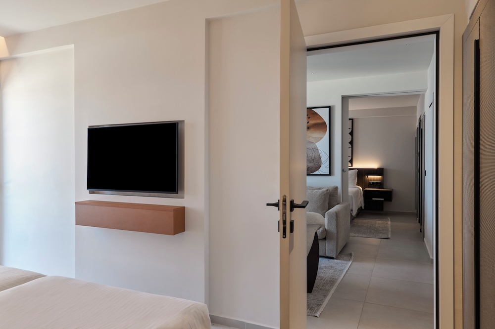 Esperides Beach Resort 38/50