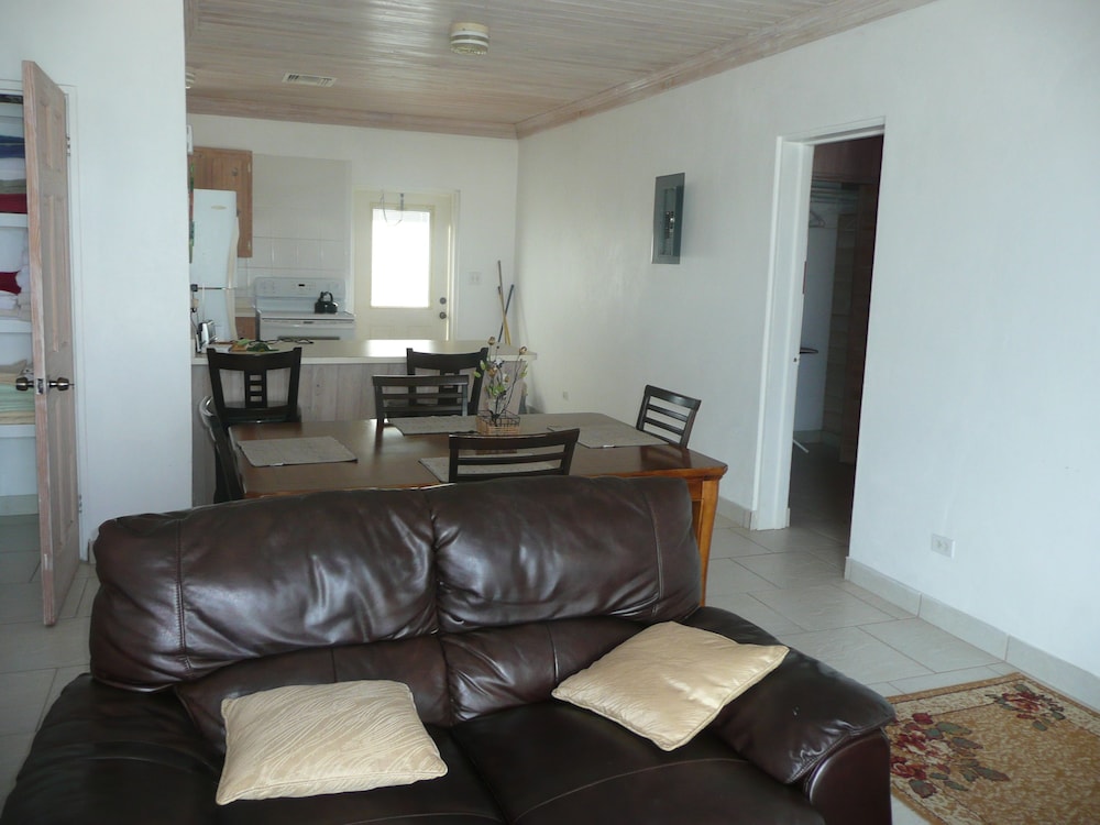 Cottage Cut Villas 14/28