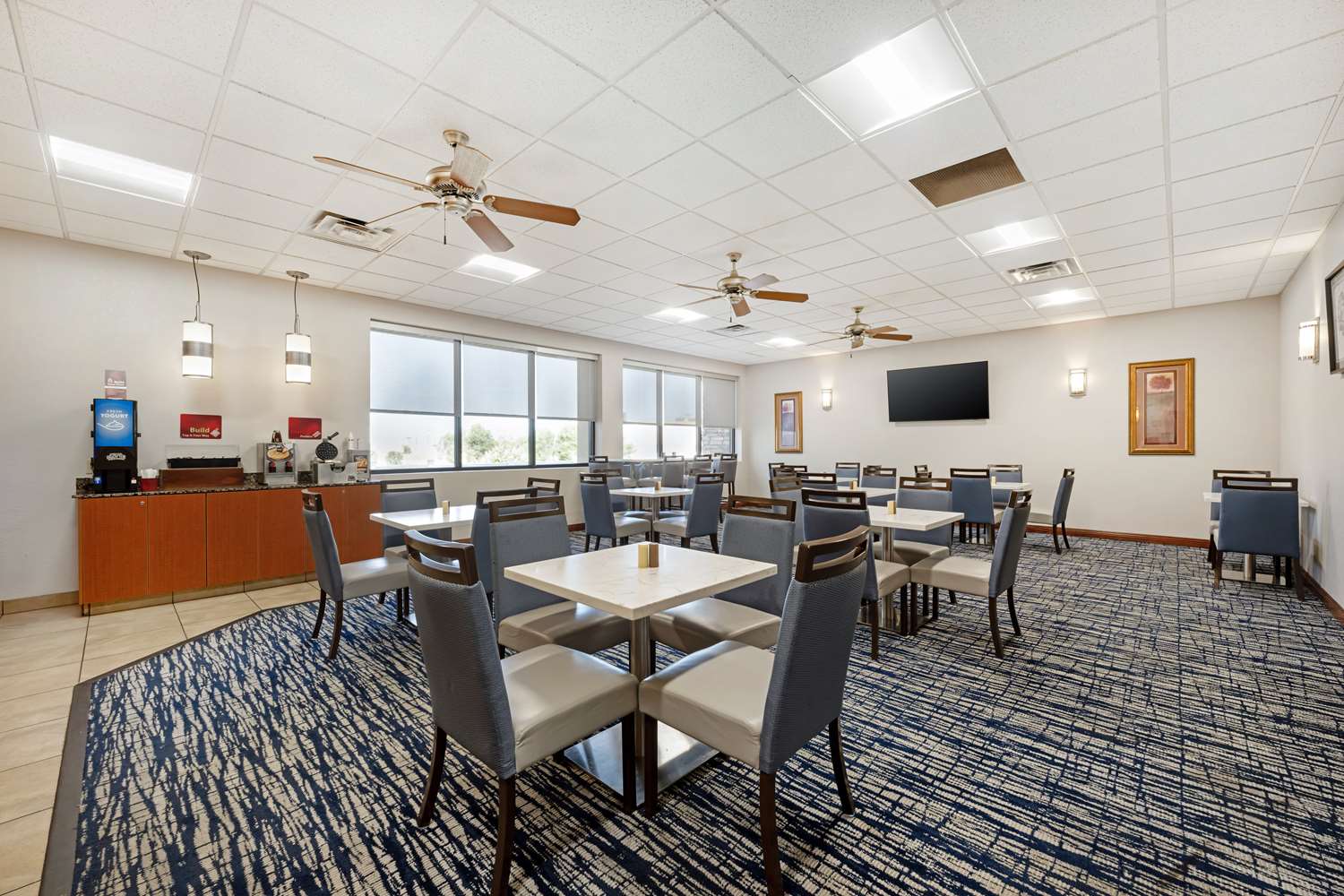 Best Western Plus Mid Nebraska Inn & Suites 38/41