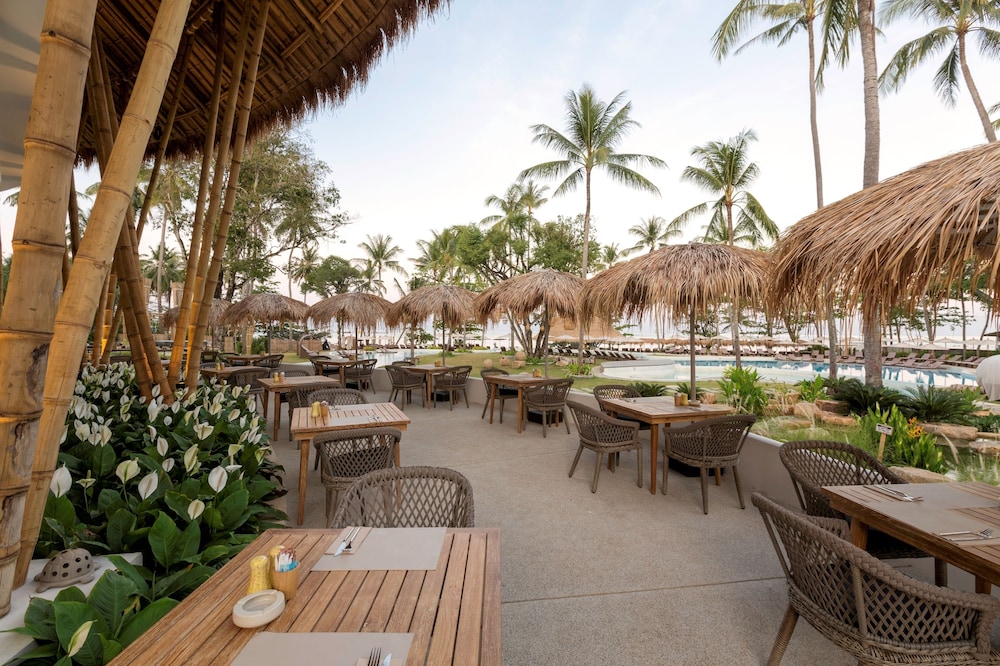 Eden Beach Khao Lak Resort and Spa 121/139