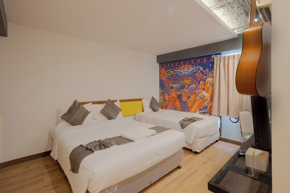 Studio Room for 3