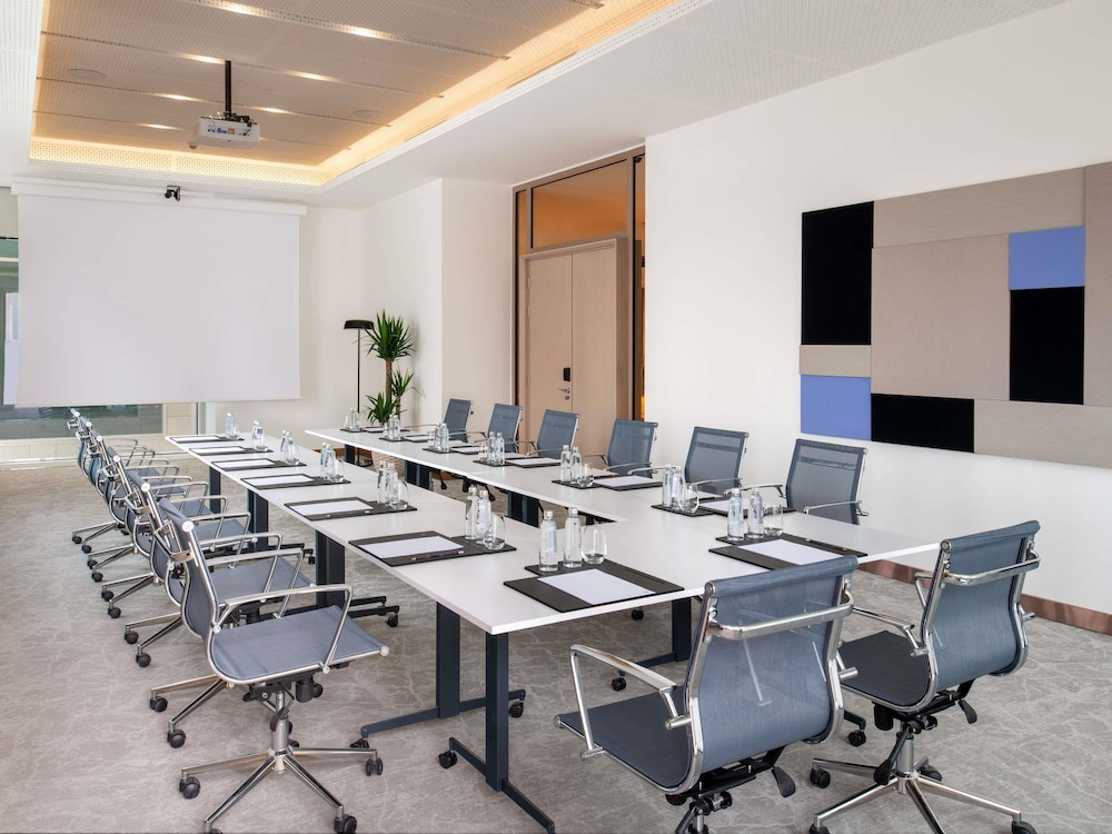 Novotel Riyadh Sahafa 46/58