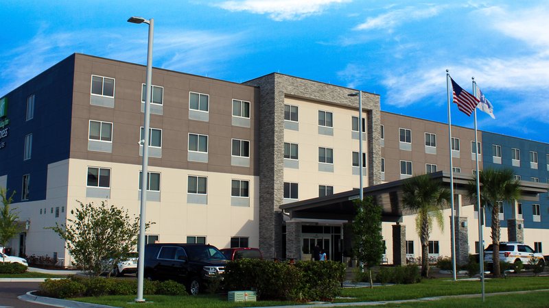 Holiday Inn Express Suites Jacksonville W I295 And I10 4/57