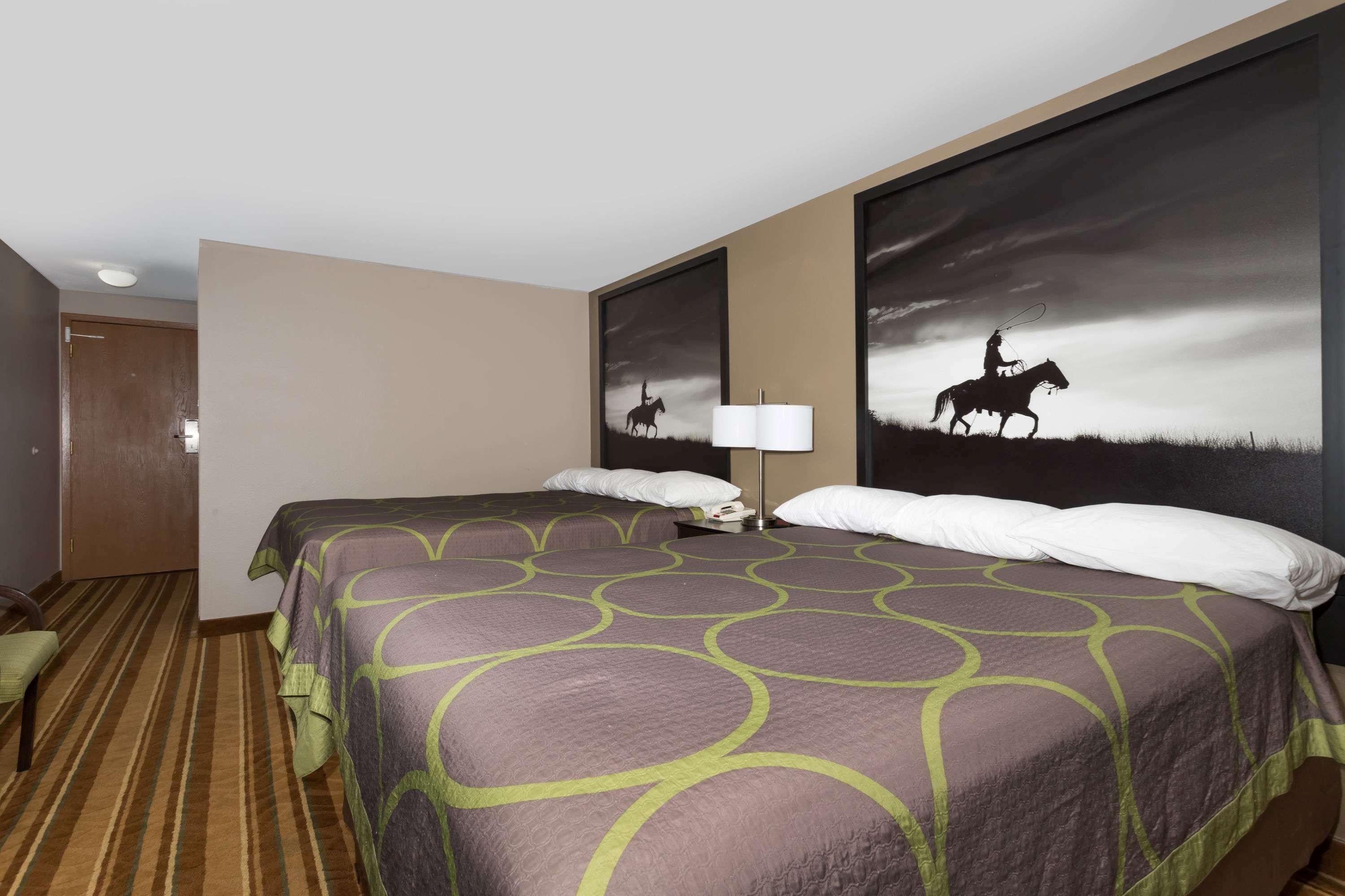 Super 8 by Wyndham Douglas, WY 12/17
