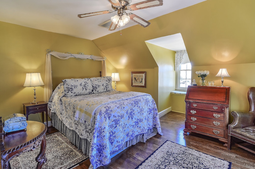 Cedars of Williamsburg Bed & Breakfast 26/50
