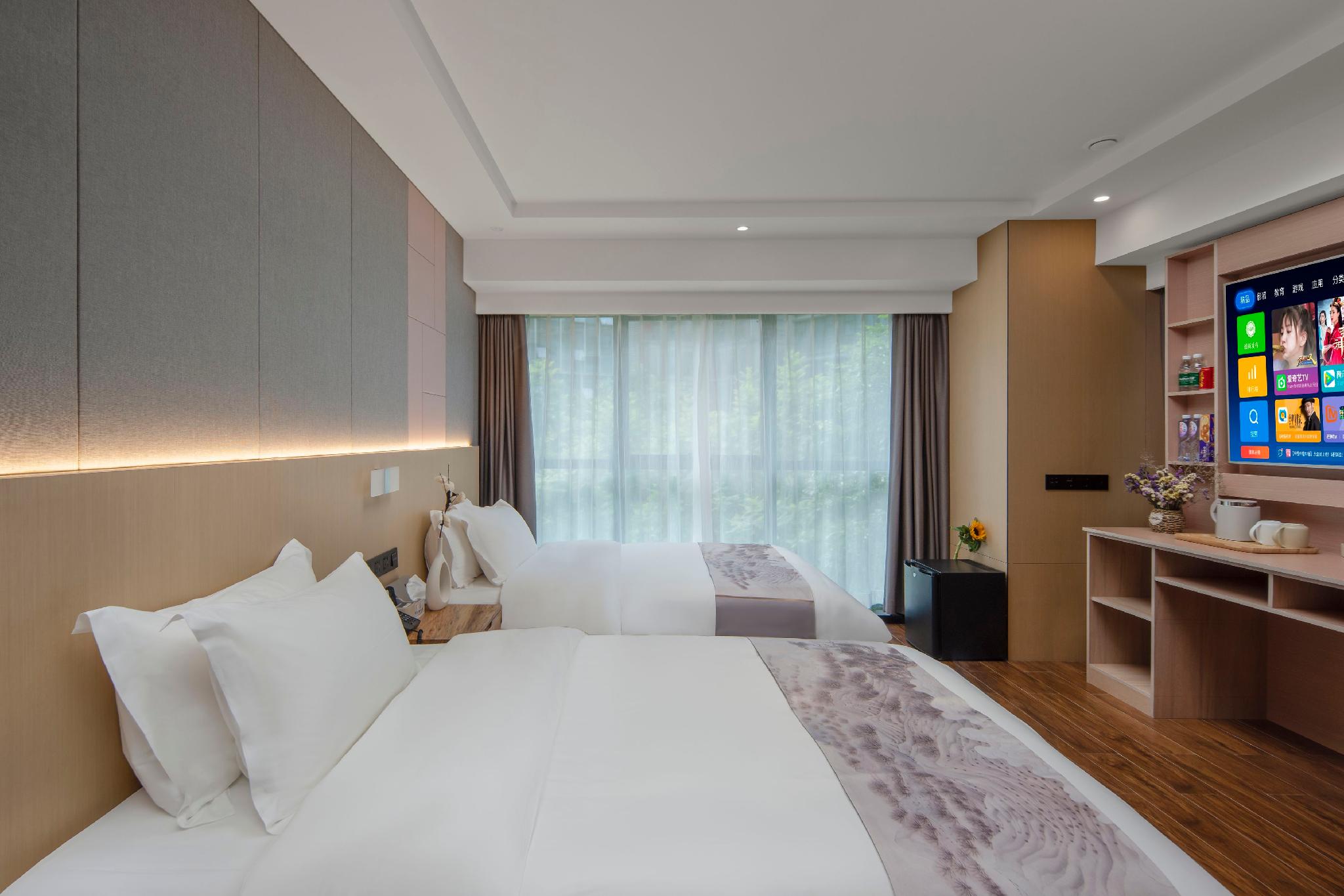 Vienna Hotel Chongqing Creative Park Shangwan Road Subway Station 7/23