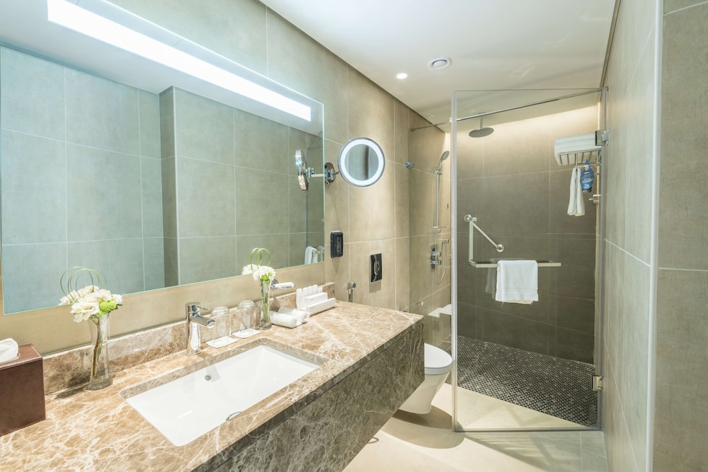 فندق راديسون بلو جدة كورنيش(RADISSON BLU HOTEL, JEDDAH CORNICHE) 16/68