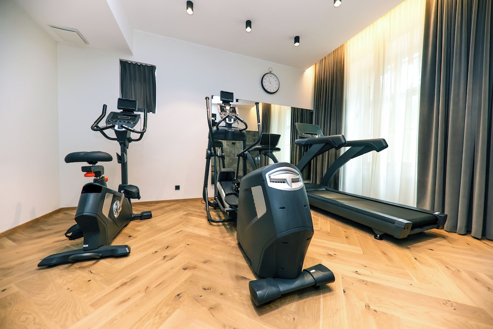 HOTEL PARK - TERME DOBRNA 10/22