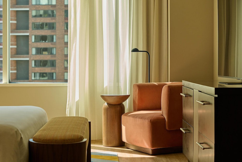 Hyatt Chicago Magnificent Mile Formerly Wyndham Chicago 42/68
