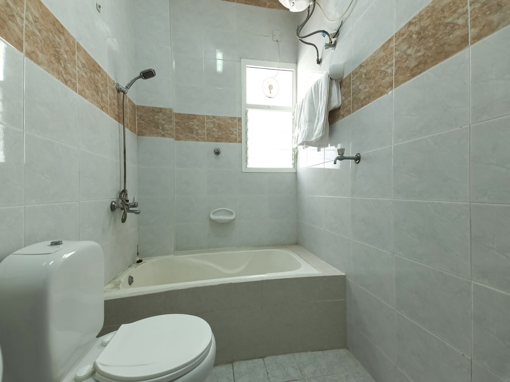 Super OYO 108 Marsa Al Masafar Hotel Apartment 20/21
