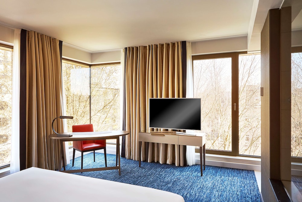 Hyatt Regency Amsterdam 64/71