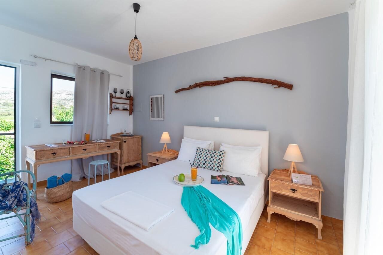 1 Bedroom, Premium, King Bed, Ocean Front، Eco Beach And Magic Garden 2/6
