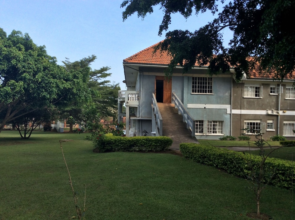 Skyway Hotel Entebbe 41/45