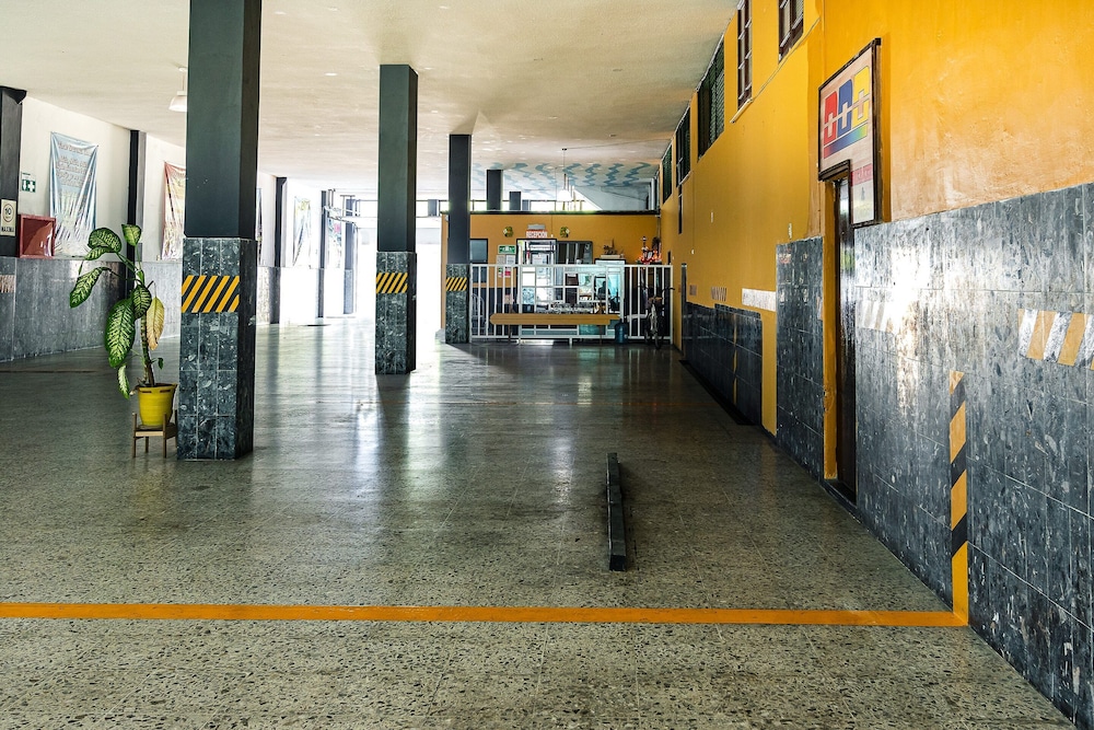 OYO Hotel Merida 44/48