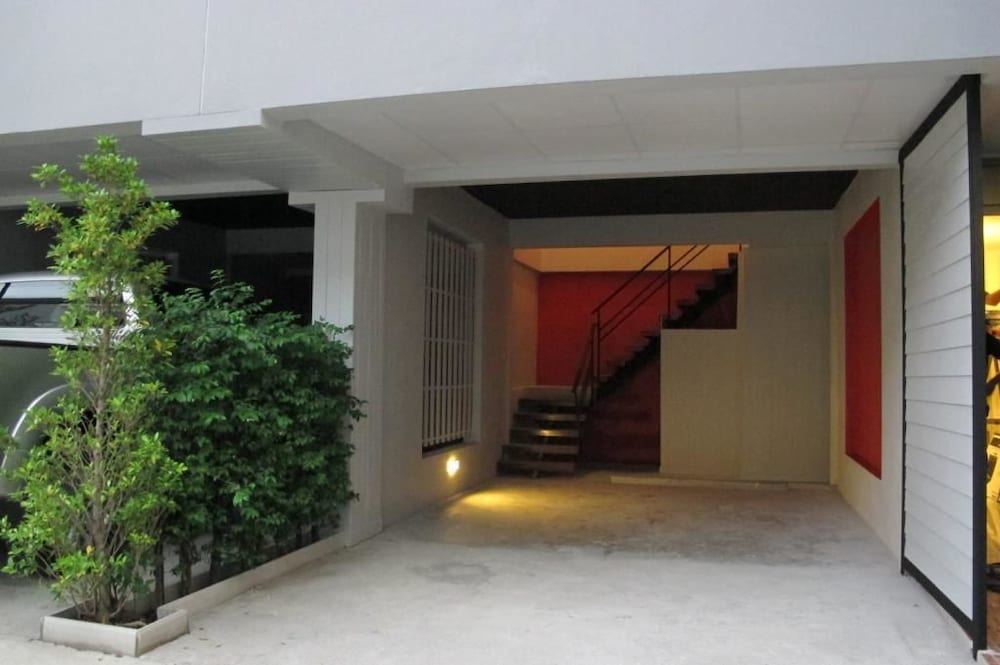 189 RESORT BANGKOK 9/17