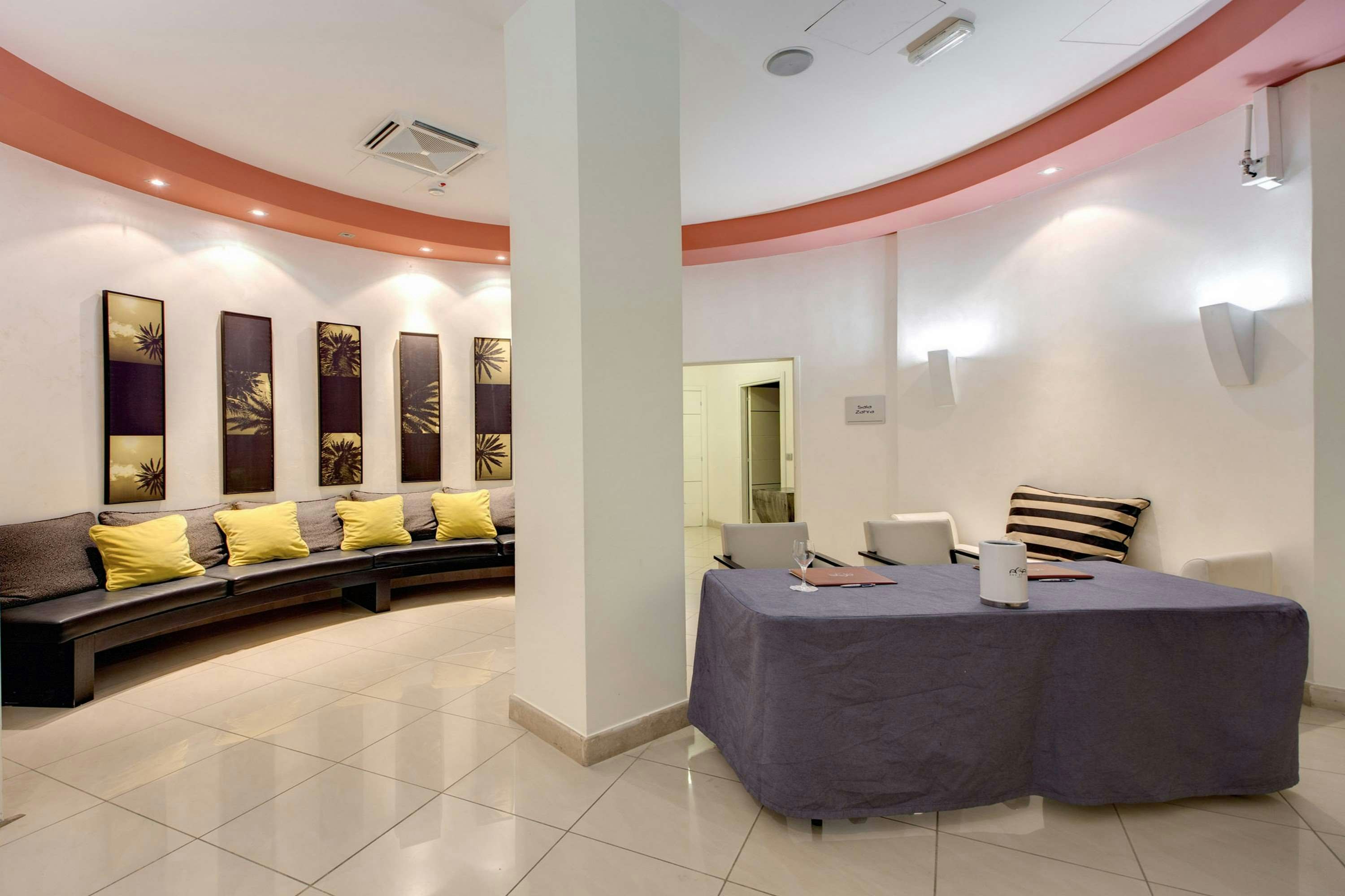Plaza Hotel Catania 16/81