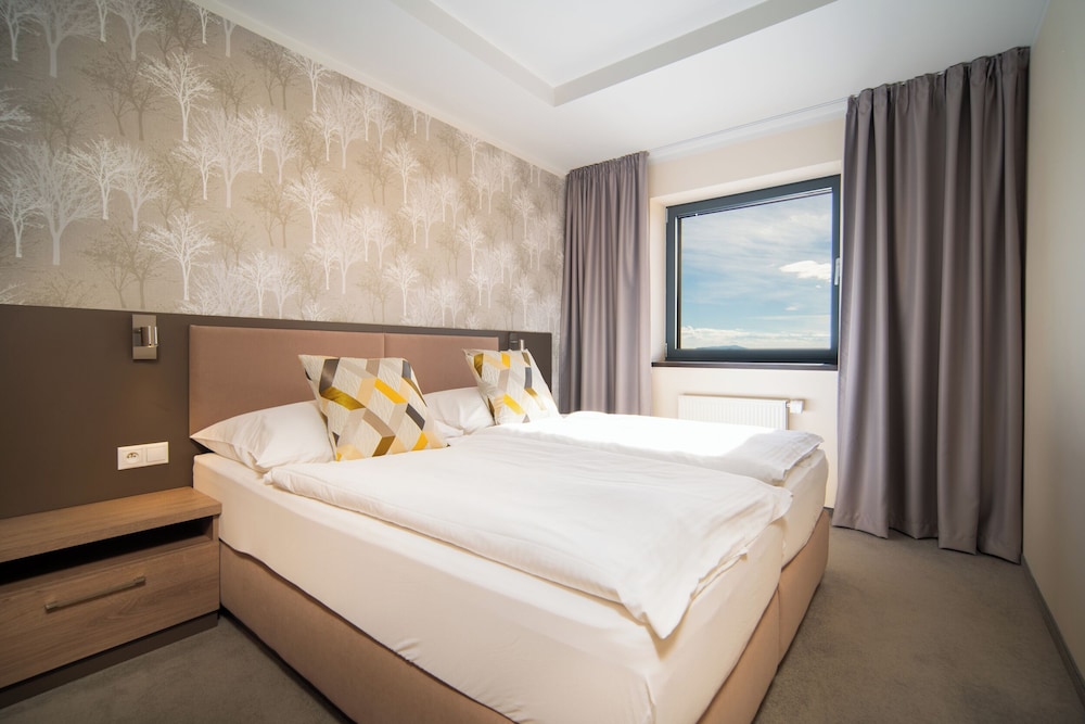 Panorama Hotel Strbske Pleso 40/85