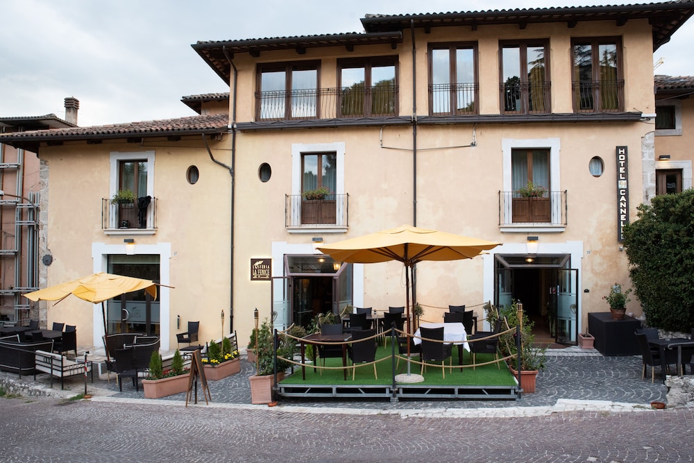 Hotel 99 Cannelle 1/22