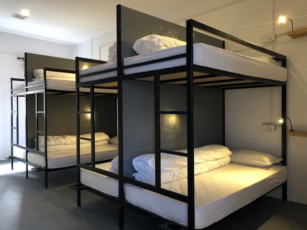 Yakety Yak Hostel 25/65