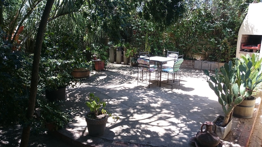 Ladybrand Guest House 13/50