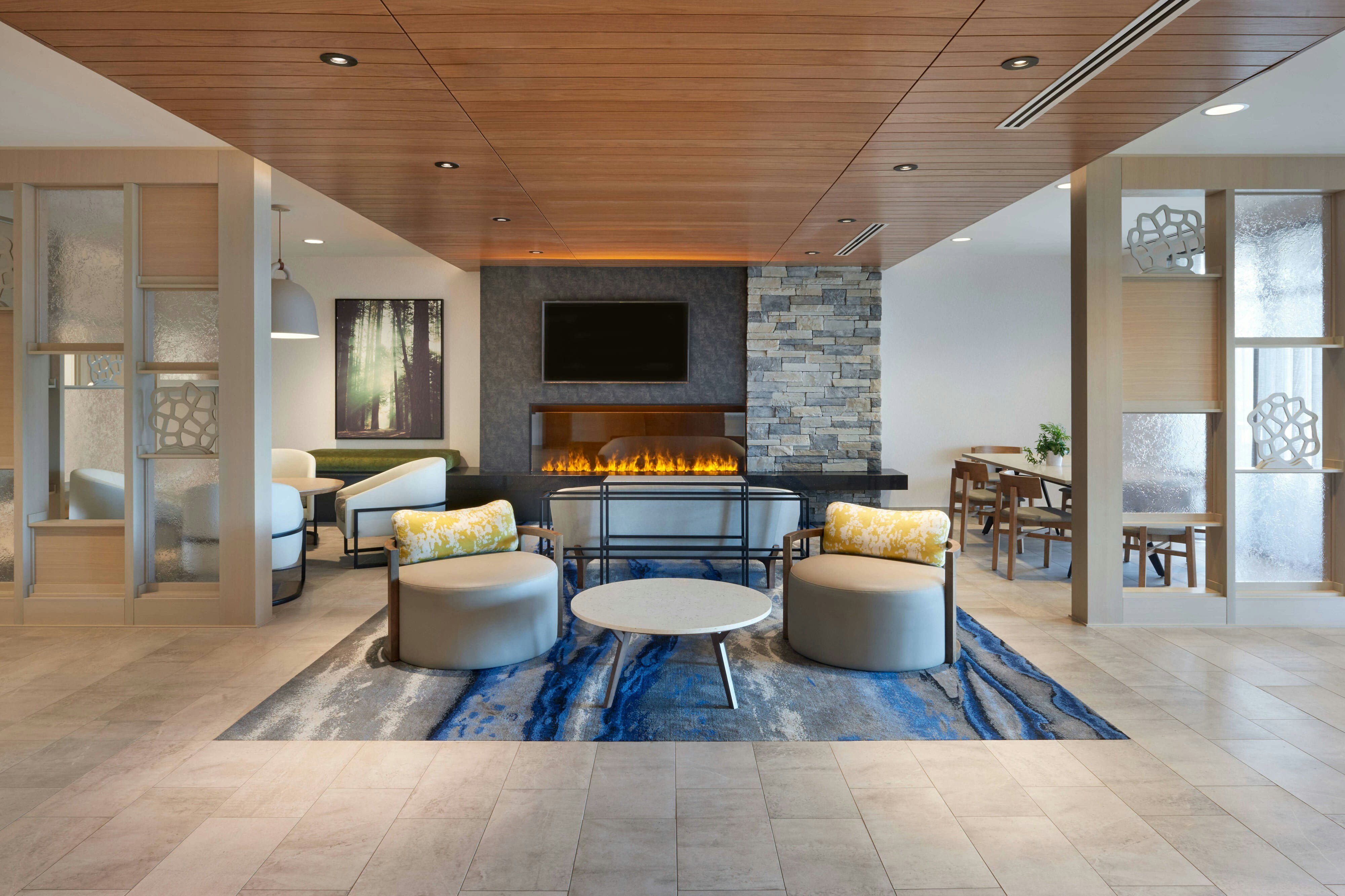 Fairfield Inn & Suites by Marriott Orillia 7/14