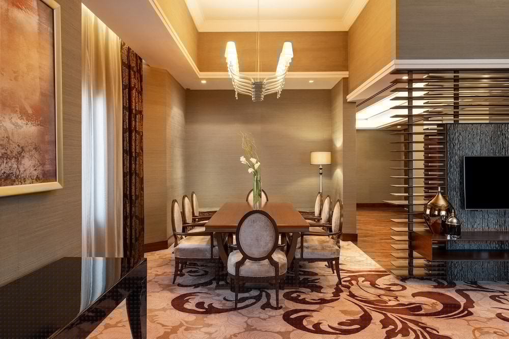 Sheraton Mall of the Emirates Hotel, Dubai 40/46