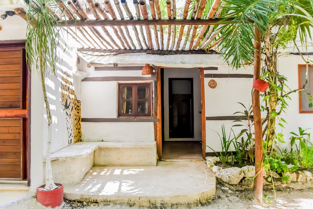 Hotel Zomay Holbox 16/91