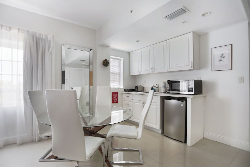 Hotel Belleza 40/50