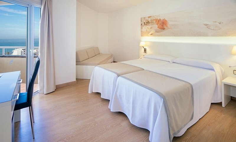 THB Maria Isabel - Adults Only 24/61