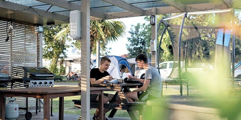Mercury Bay Holiday Park 56/73