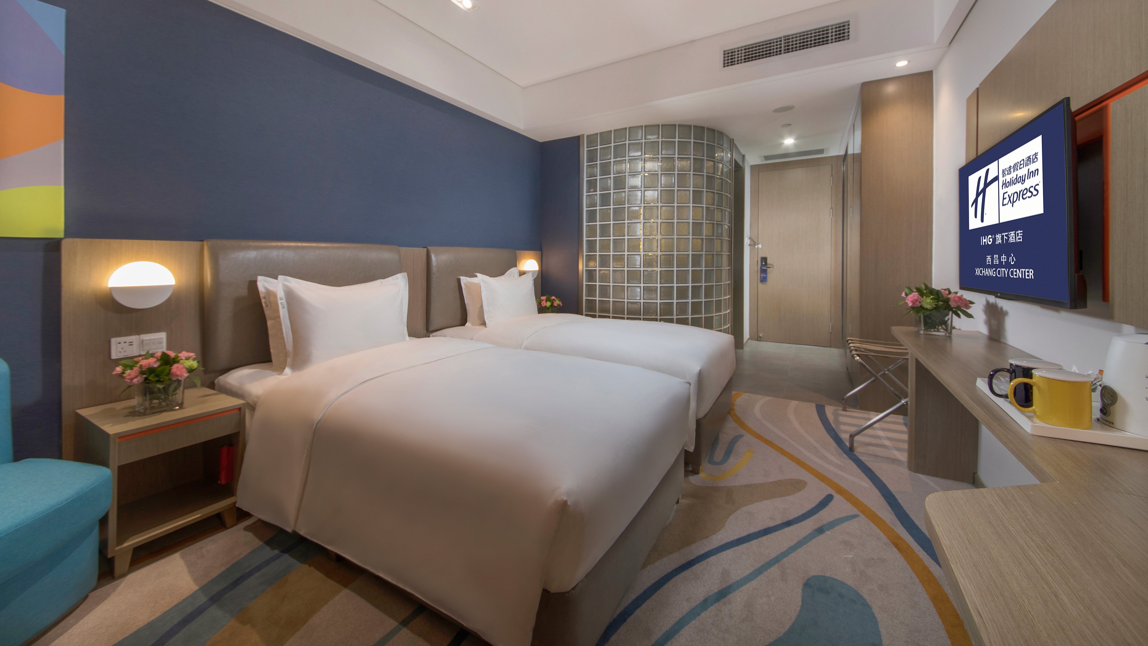 غرفة قياسية بسريرين منفصلين، Holiday Inn Express Xichang City Center 5/6