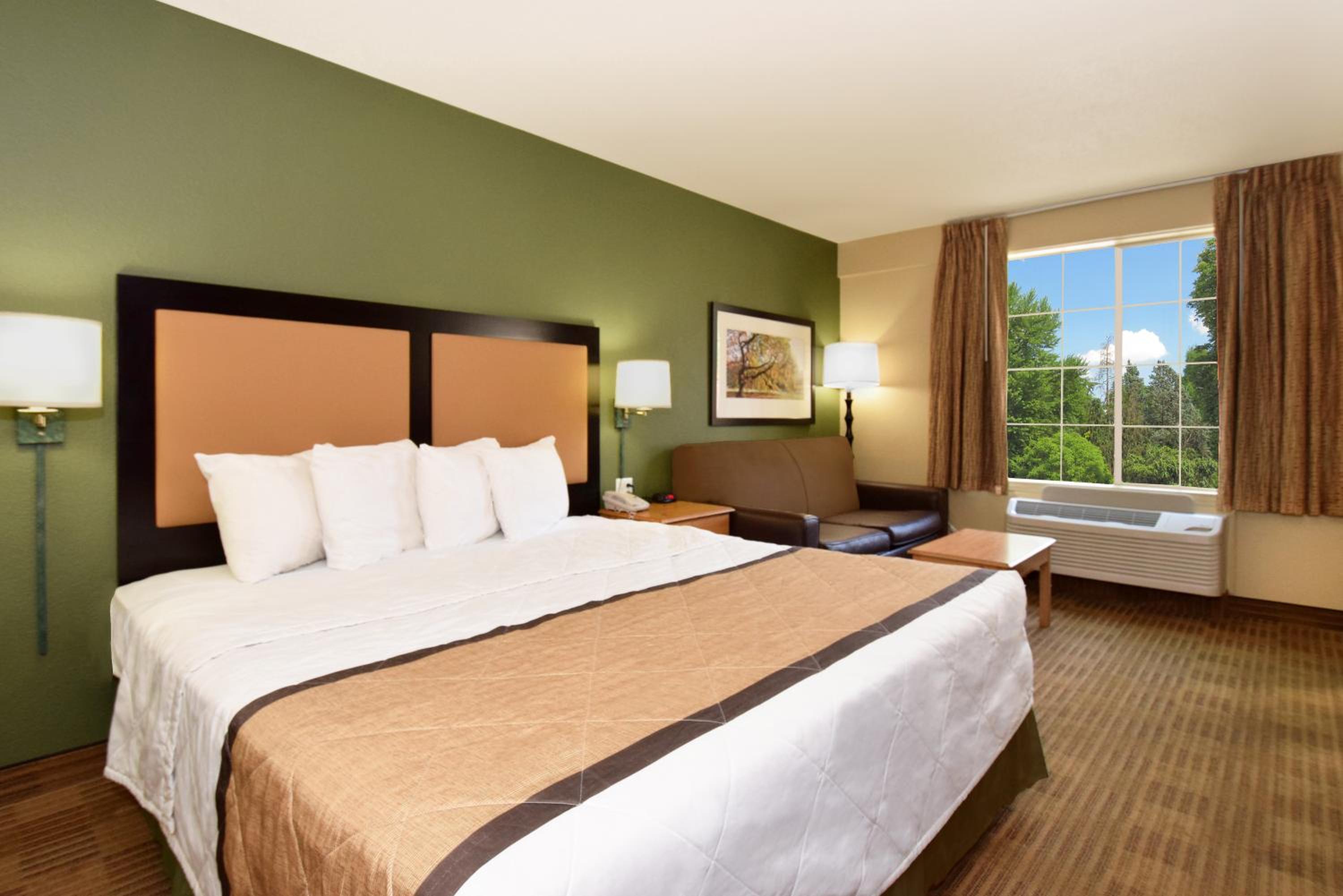 Deluxe, Studio, King Bed