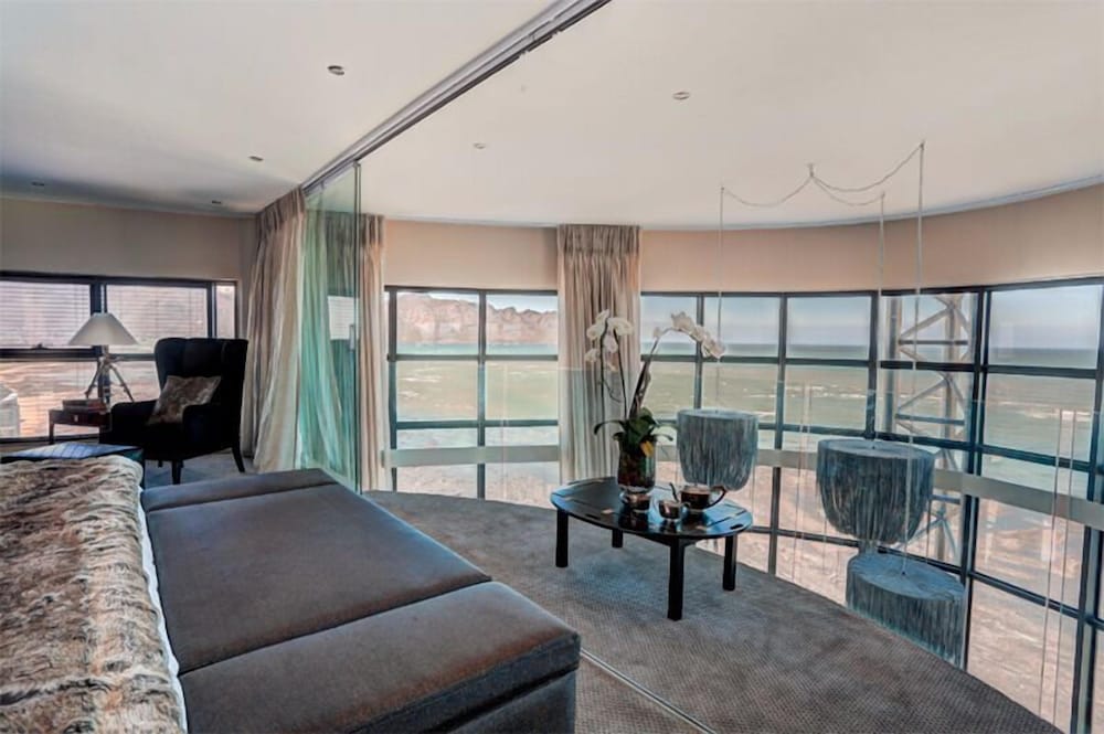Ocean View Penthouse 22/41