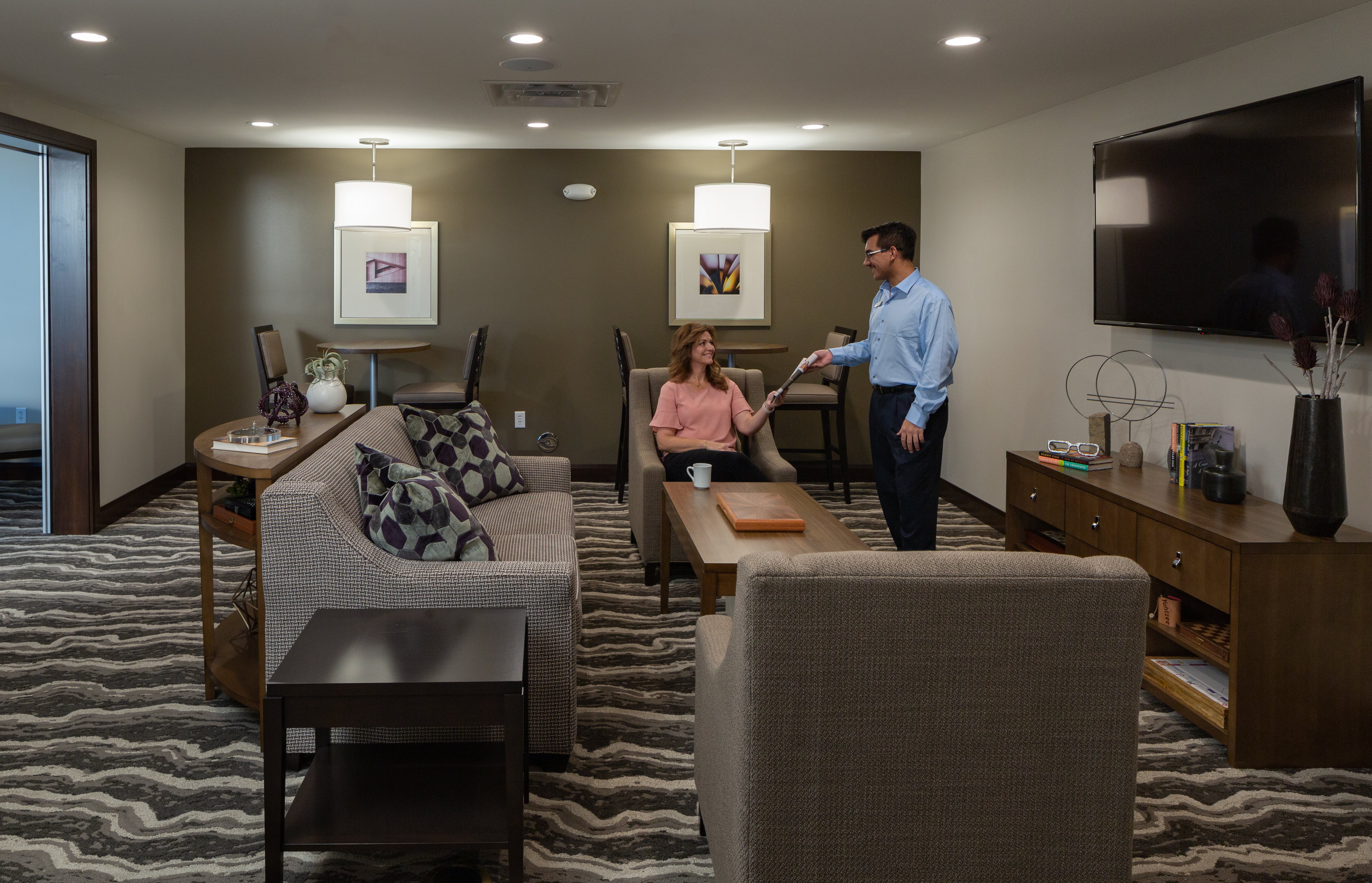 Staybridge Suites Phoenix Biltmore Area 48/56
