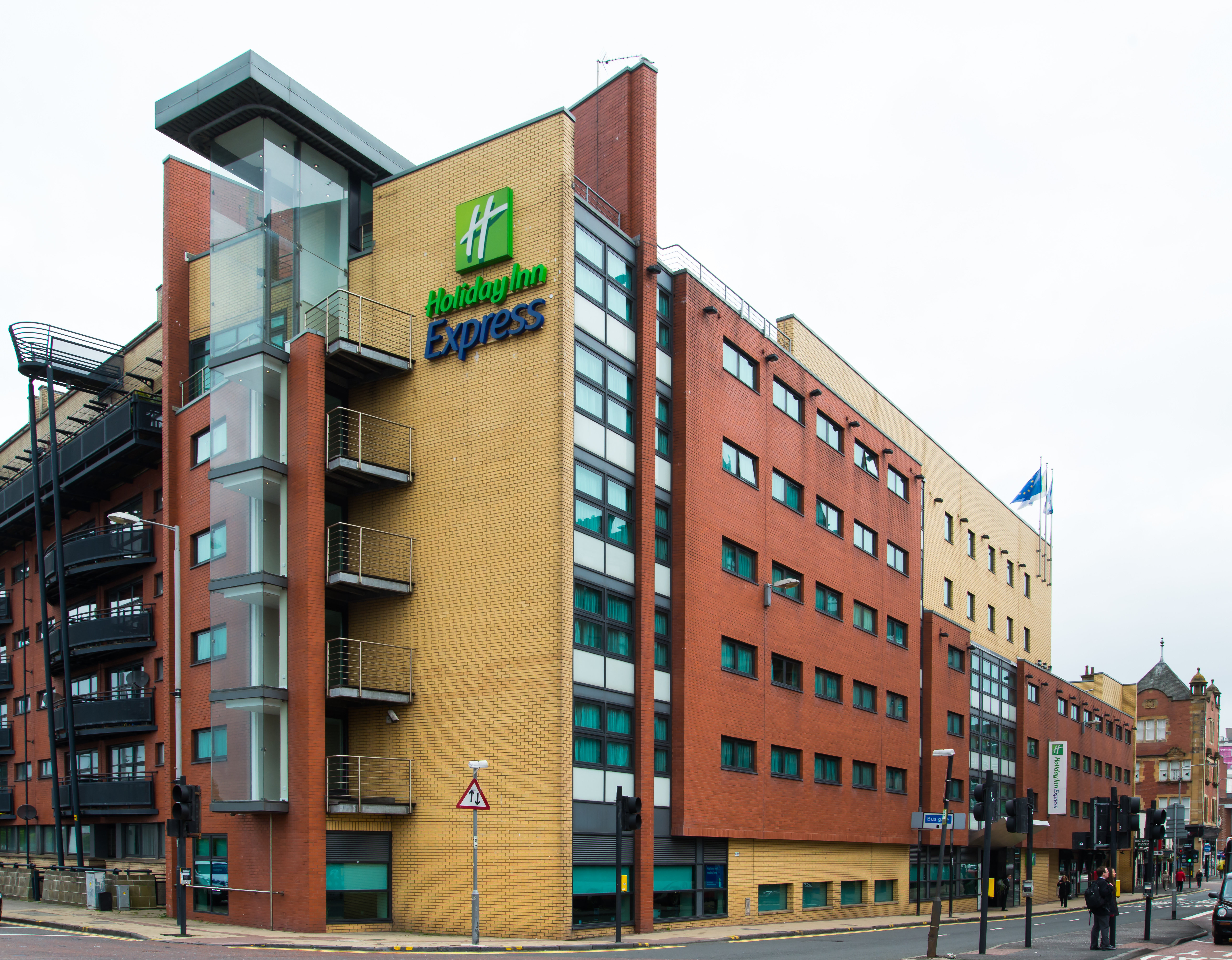 Holiday Inn Express Glasgow City Centre Riverside 5/45