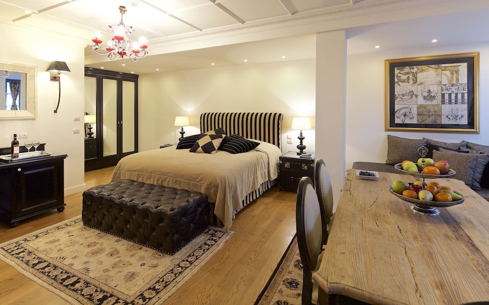 Zagori Suites 14/72