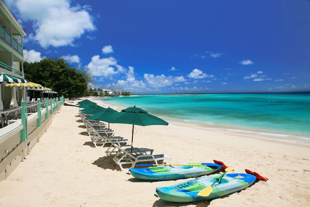 Blue Orchids Beach Hotel 40/46