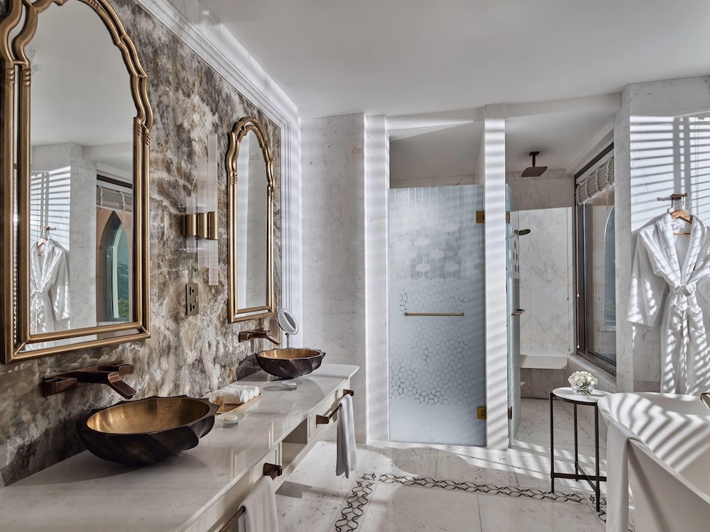 Club Prive by Rixos Saadiyat 62/64