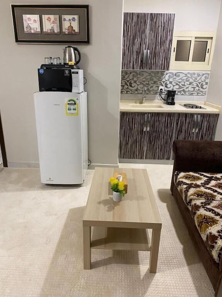 Julanar Alsharq Suites 37/44