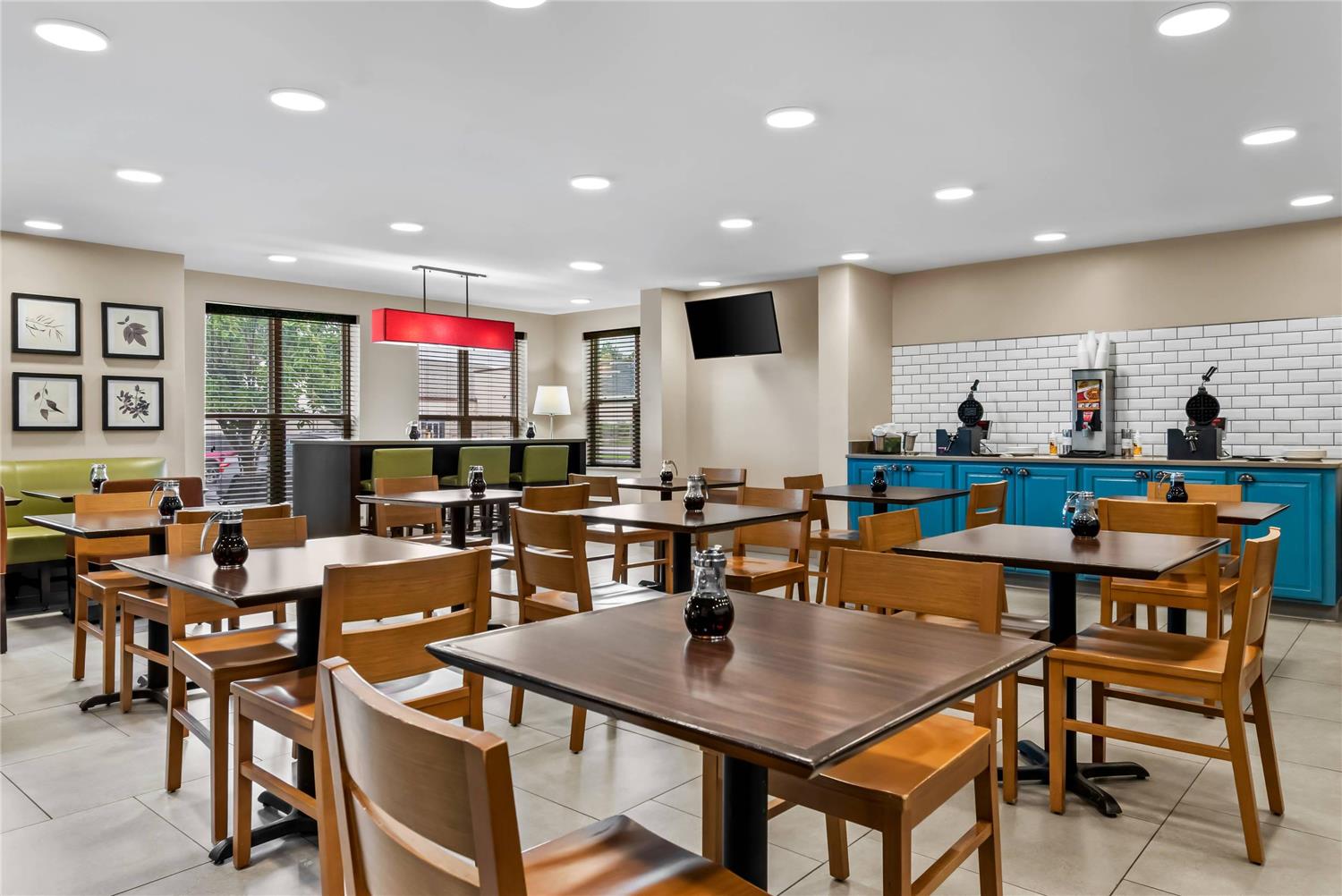Country Inn & Suites by Radisson, Chambersburg, PA 11/15