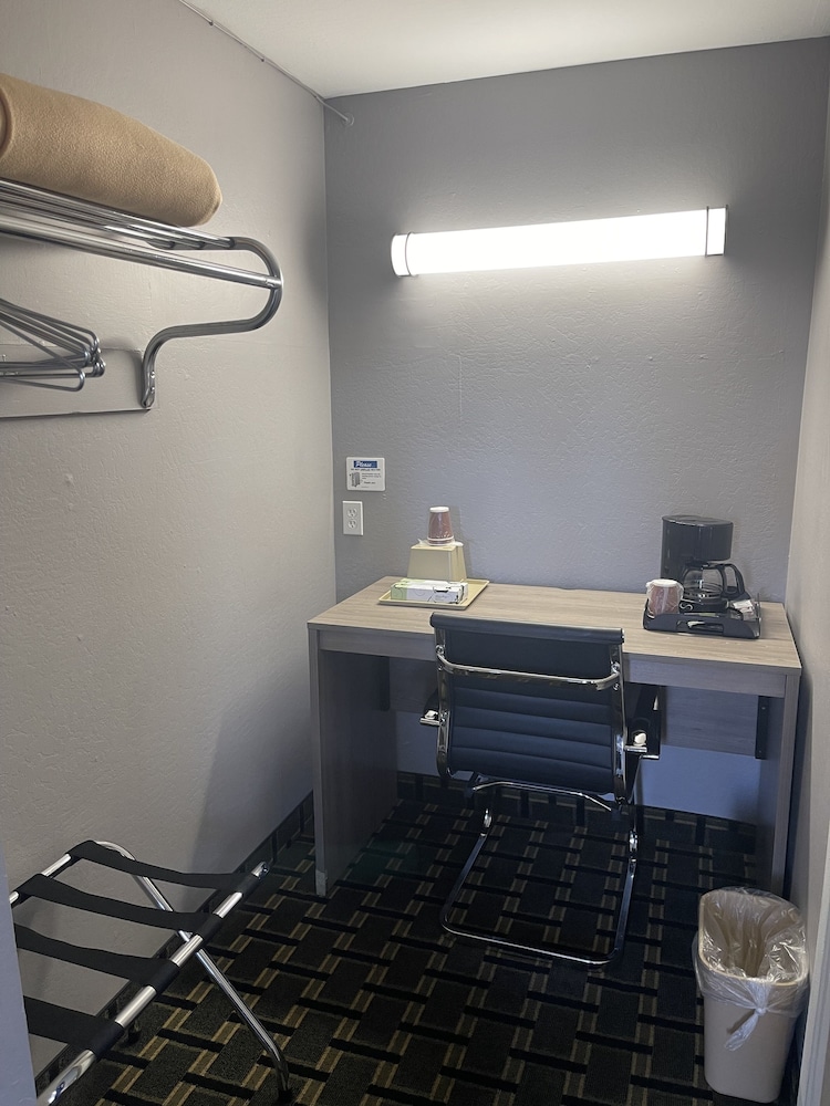 Travel Inn 5/60